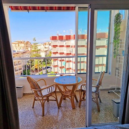 Luminoso Apartamento Playa Torrecilla. Con Piscina ネルハ エクステリア 写真