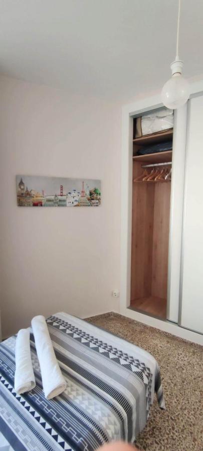 Luminoso Apartamento Playa Torrecilla. Con Piscina ネルハ エクステリア 写真