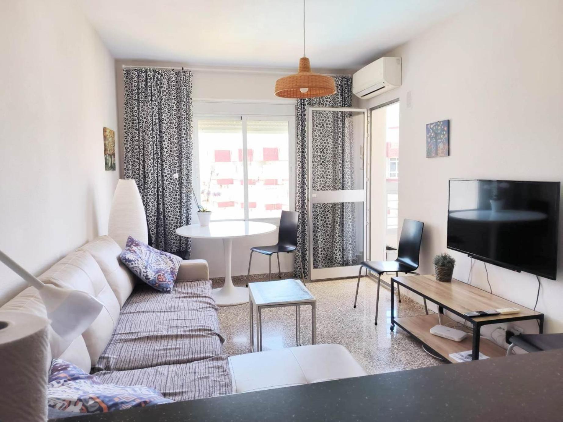 Luminoso Apartamento Playa Torrecilla. Con Piscina ネルハ エクステリア 写真
